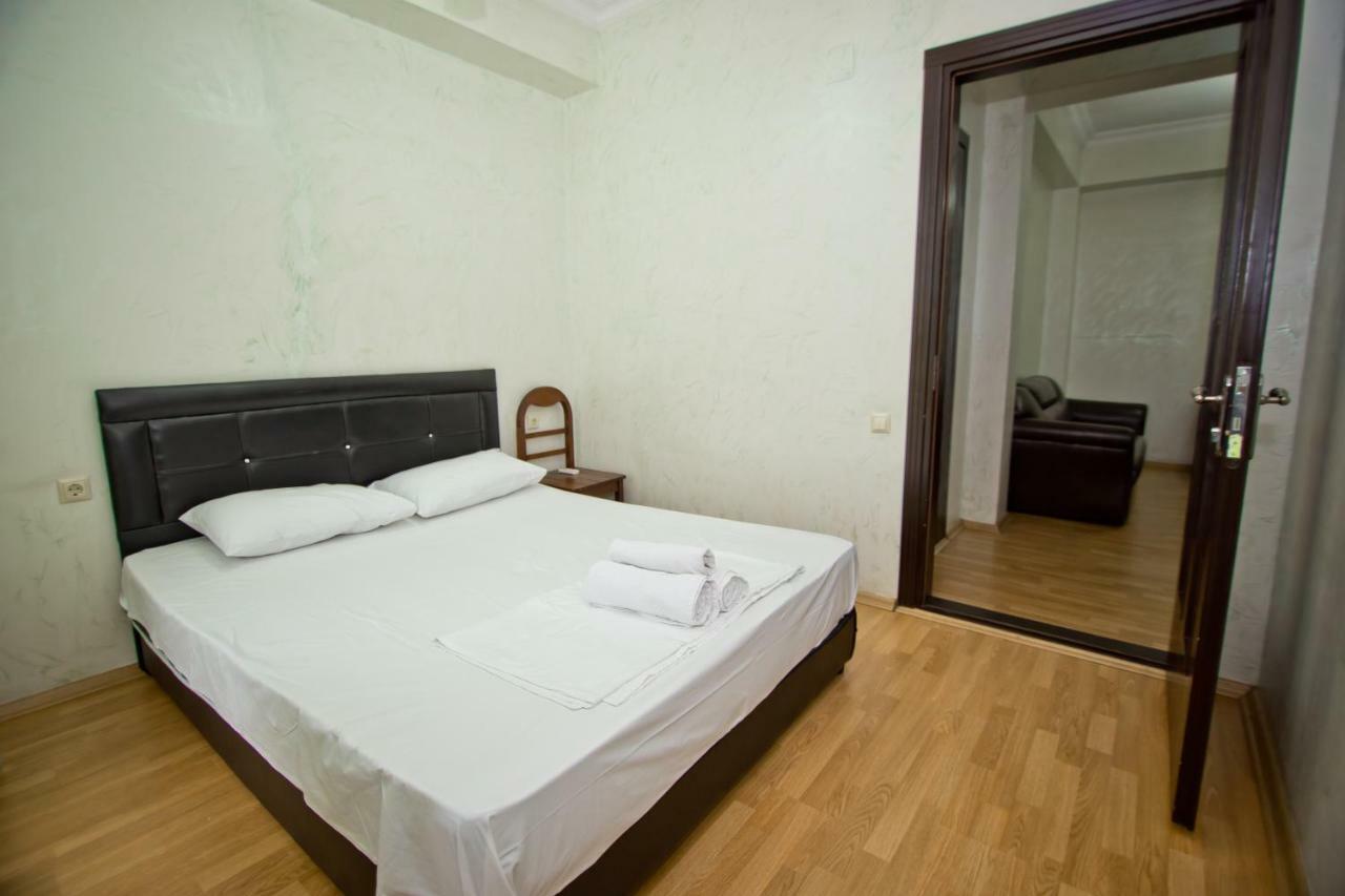 Vizit Hotel Batumi Kültér fotó