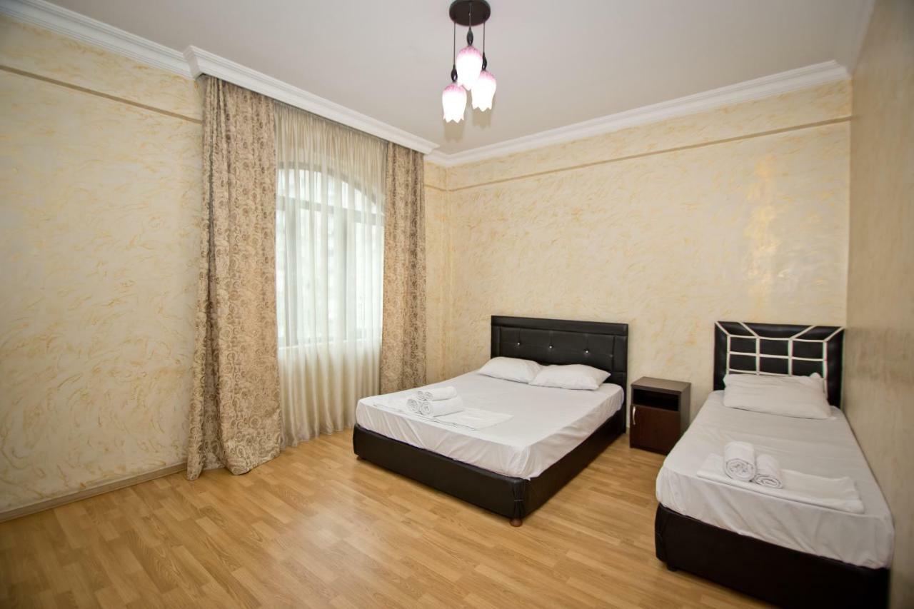 Vizit Hotel Batumi Kültér fotó