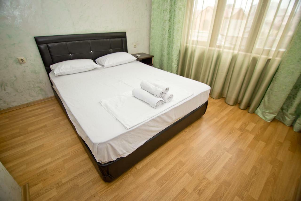 Vizit Hotel Batumi Kültér fotó