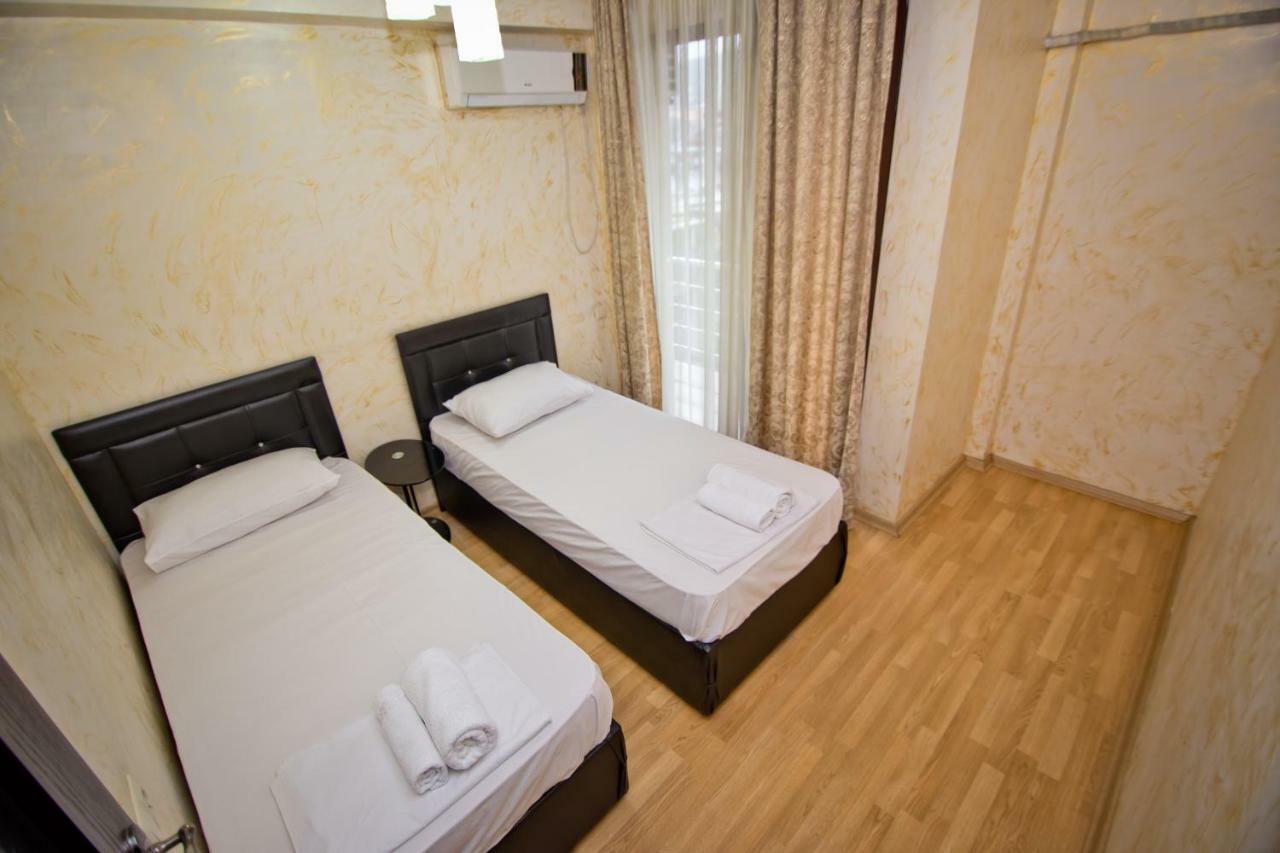 Vizit Hotel Batumi Kültér fotó